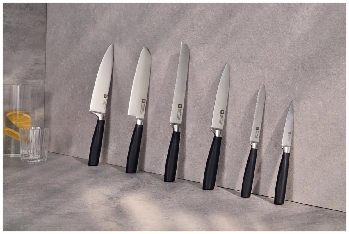 Zwilling Crave Universalmesser mit 13cm Klinge, Wellenschliff, ergonomischem Griff, mehrfarbig, aus Solingen gefertigt, Küchenmesser.