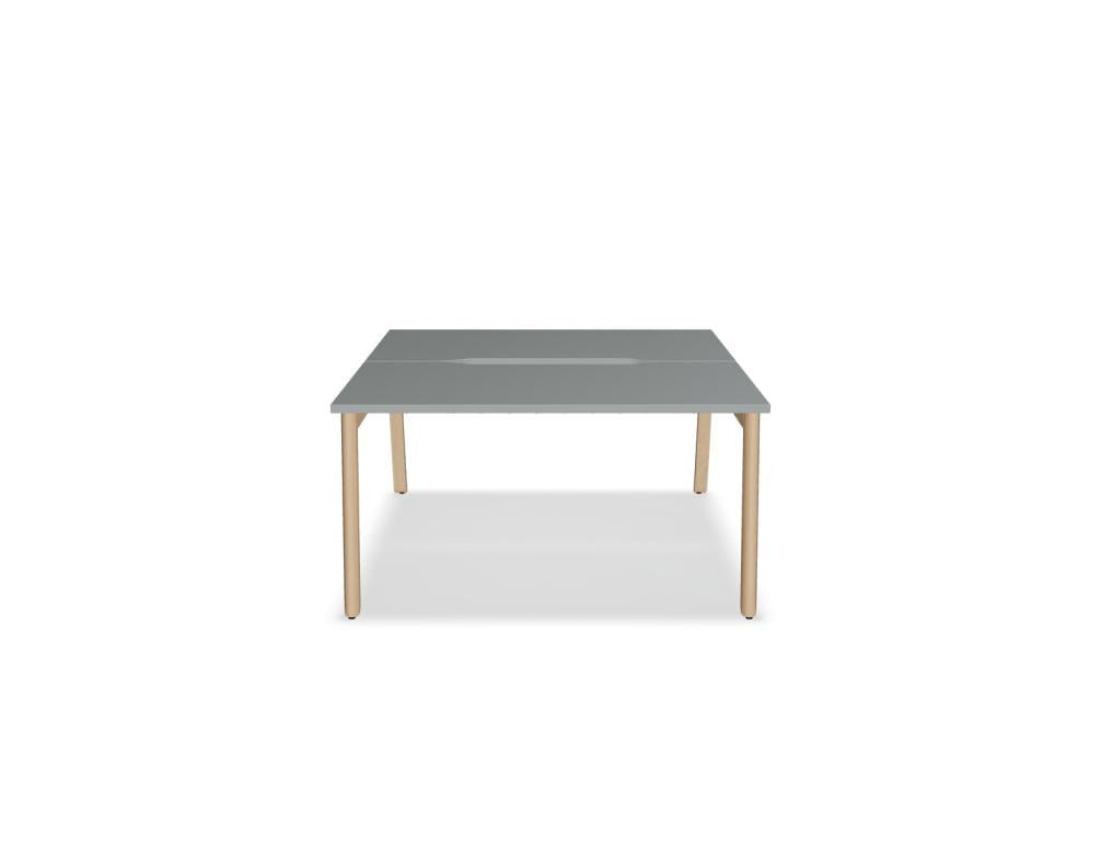 Doppelschreibtisch Ogi B Bench mit weisser Melaminplatte und Gestell aus natürlichem Buchenholz, zwei Arbeitsplätze nebeneinander.