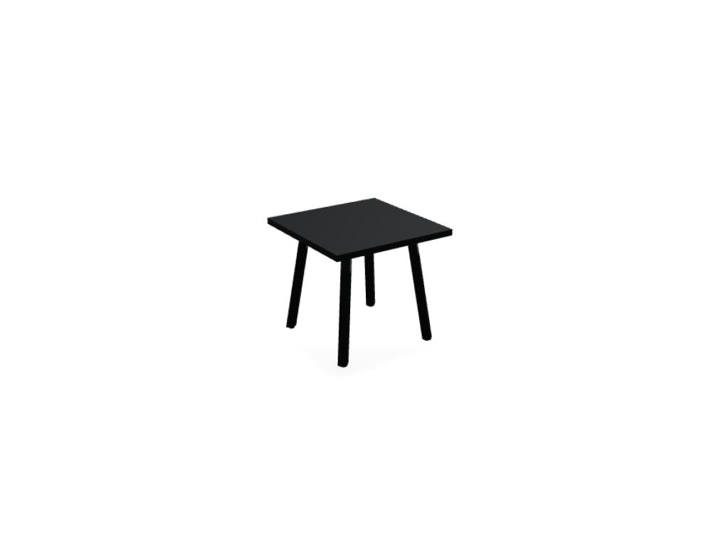 Beistelltisch Ogi W PLD61 mit eleganten Holzbeinen, runder Platten-Tischfläche, modernes skandinavisches Design, in hellen Holztönen