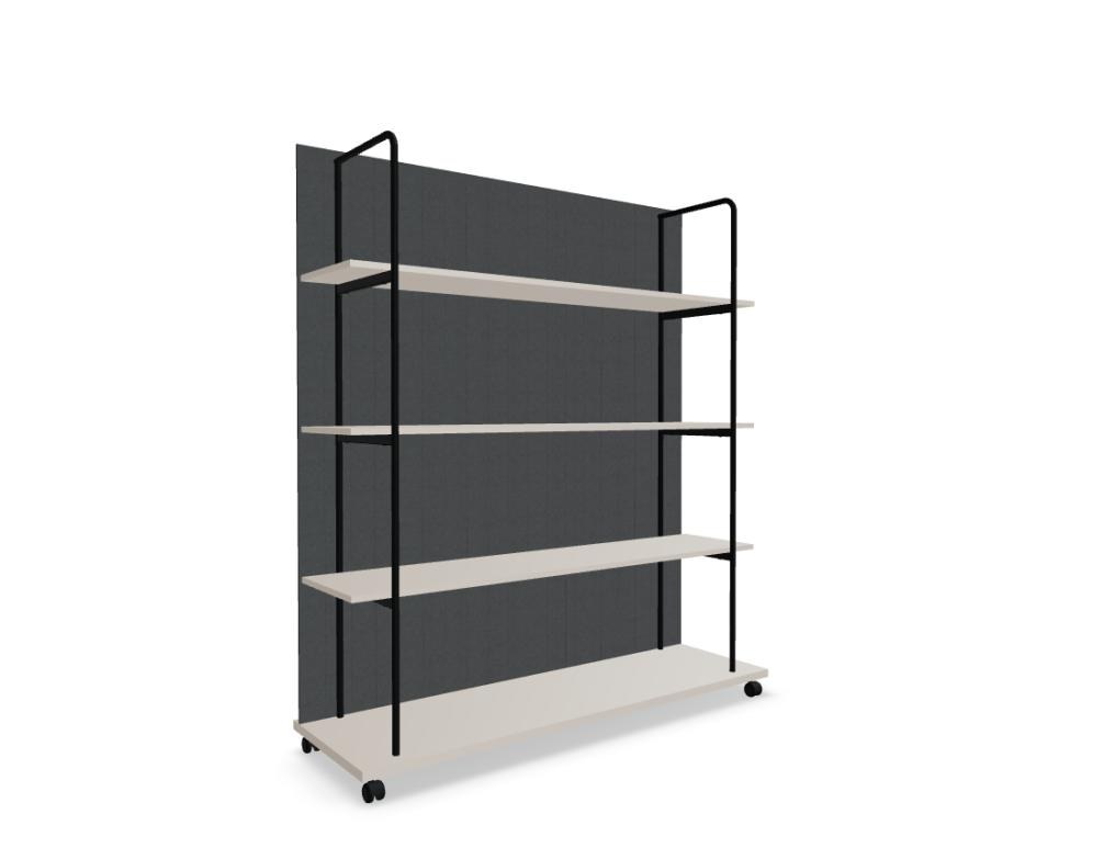 Schwarzes Standregal Tanca mit Stahlrohrgestell, Spanplatten-Fachböden und hellgrauer PET-Filz-Rückwand, ausgestattet mit Rollen.