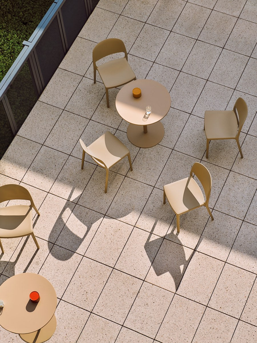 Bolt OSTK77 - Cafeteriatisch in Gelb präsentiert im Onlineshop von KAQTU Design AG. Gartentisch ist von Mdd