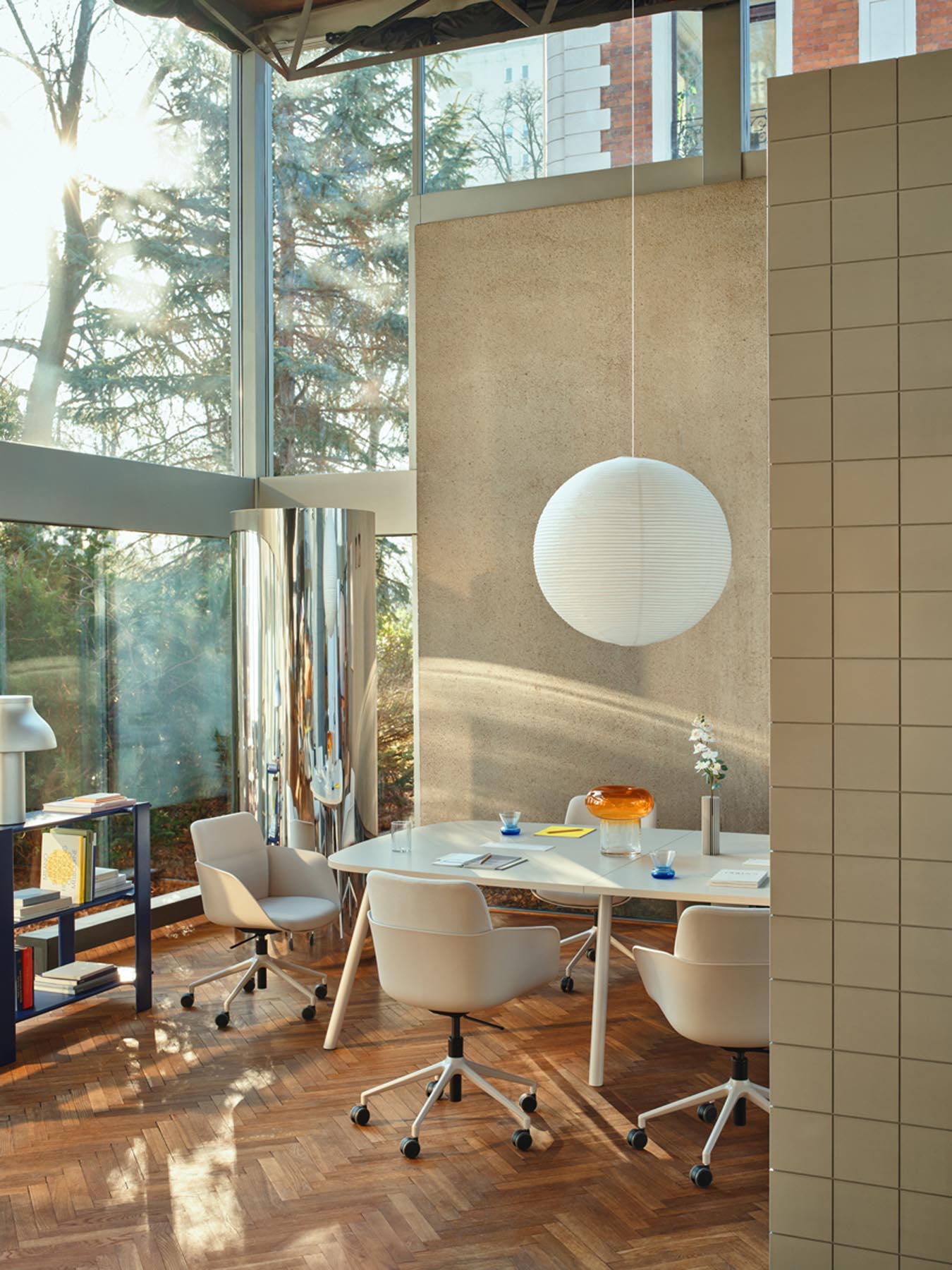 Moderner Esstisch Echo ETF1024R von MDD, aus hochwertigem Holz, ideal für einladende Esszimmer und gesellige Runden.