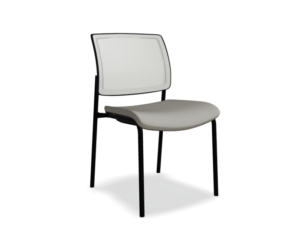 Konferenzstuhl Gaya GY4N in hellgrauer Stoffoptik, schlankes Gestell, komfortable Armlehnen, ergonomische Rückenlehne, modern-minimalistisches Design für Büro- oder Konferenzräume.