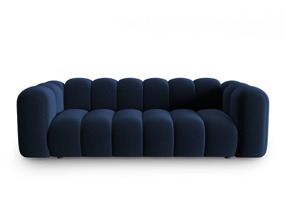 Lupine Velour Sofa 3 Sitzer in Royal Blue-Salvador präsentiert im Onlineshop von KAQTU Design AG. 3er Sofa ist von Micadoni