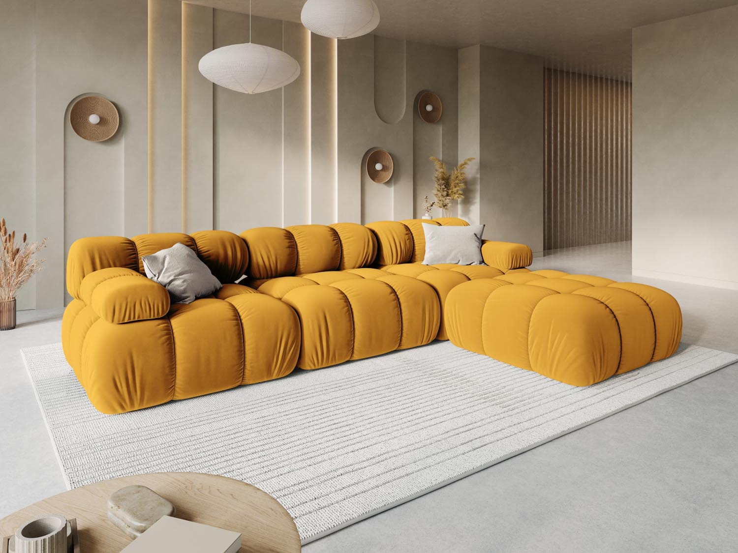 Elegantes Bellis Velour 3-Sitzer Sofa in Gelb-Blau, ideal für moderne Wohnräume, präsentiert in stilvollem Ambiente.