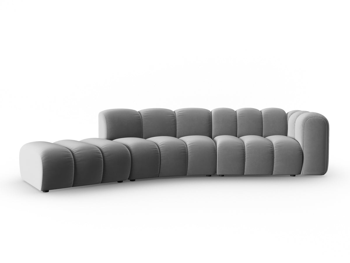 Lupine Velour modulares Sofa links 5 Sitzer in Grey-Salvador präsentiert im Onlineshop von KAQTU Design AG. L-Sofa links ist von Micadoni