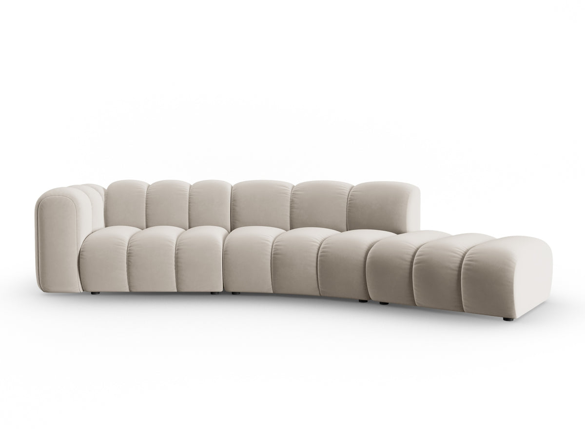 Lupine Velour modulares Sofa rechts 5 Sitzer in Beige-Salvador präsentiert im Onlineshop von KAQTU Design AG. L-Sofa rechts ist von Micadoni