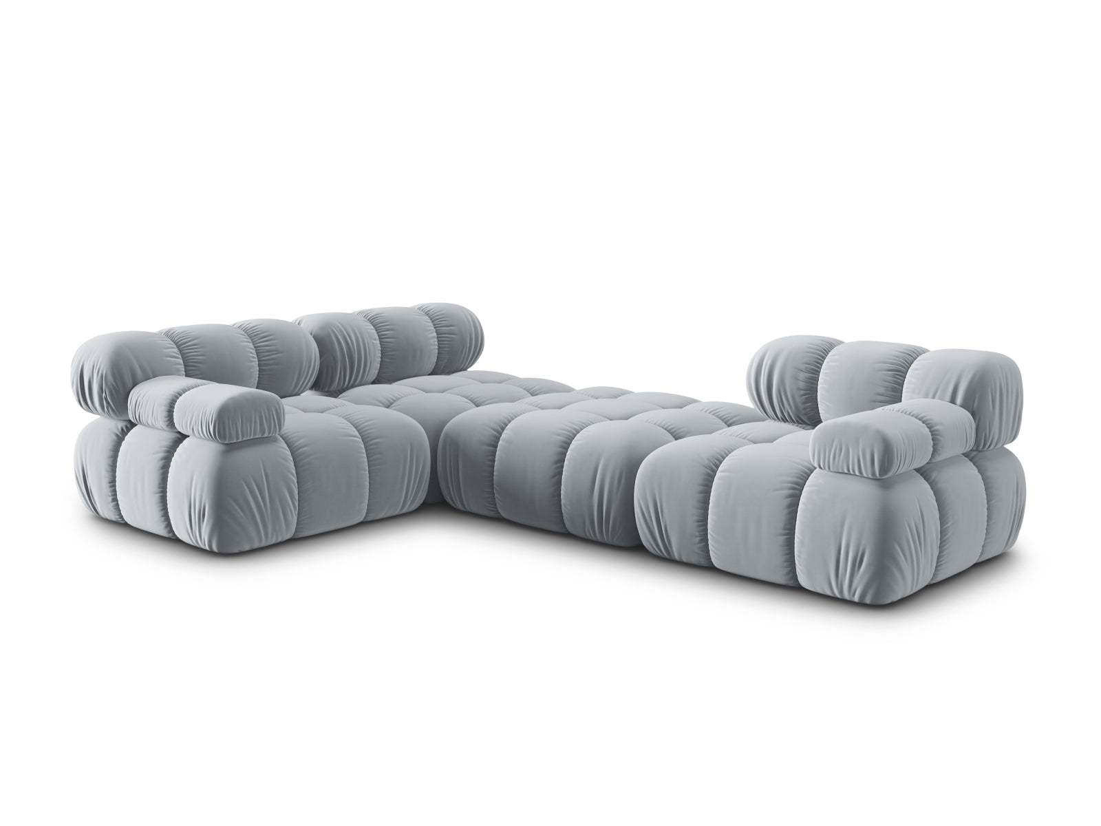 Modulares 4-Sitzer Sofa Bellis in zartem Hellblau, perfekt für gemütliche Abende und modernes Wohndesign.