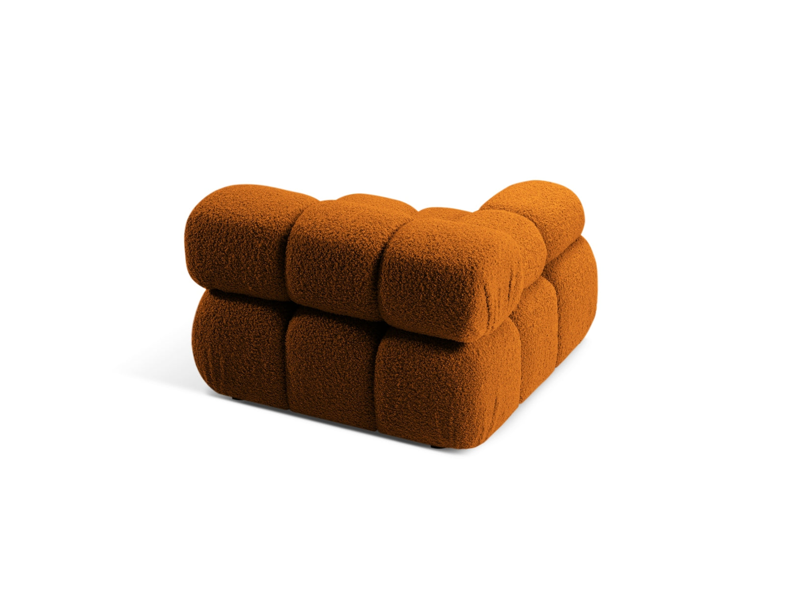 Elegantes Bellis Boucle Modul links 1 Sitzer in warmem Brick-Rolf, ideal für individuelle Wohnkonzepte und zeitgemäße Einrichtung.