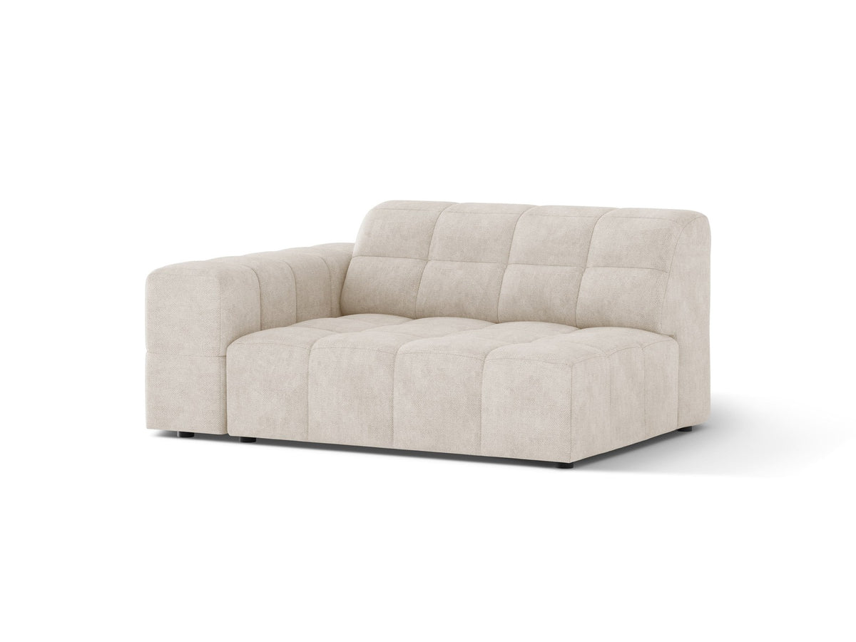 Modulares Sofa Jennifer von Micadoni in Leichtes beige mit Chenille-Bezug Eden, schwarzen Kunststoffbeinen und niedriger Rückenlehne.