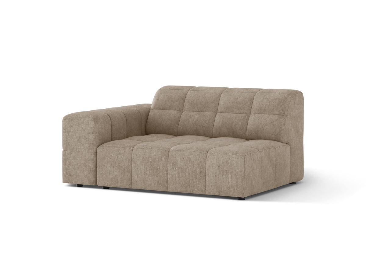 Modulares Sofa Jennifer von Micadoni in Leichtes beige mit Chenille-Bezug Eden, schwarzen Kunststoffbeinen und niedriger Rückenlehne.