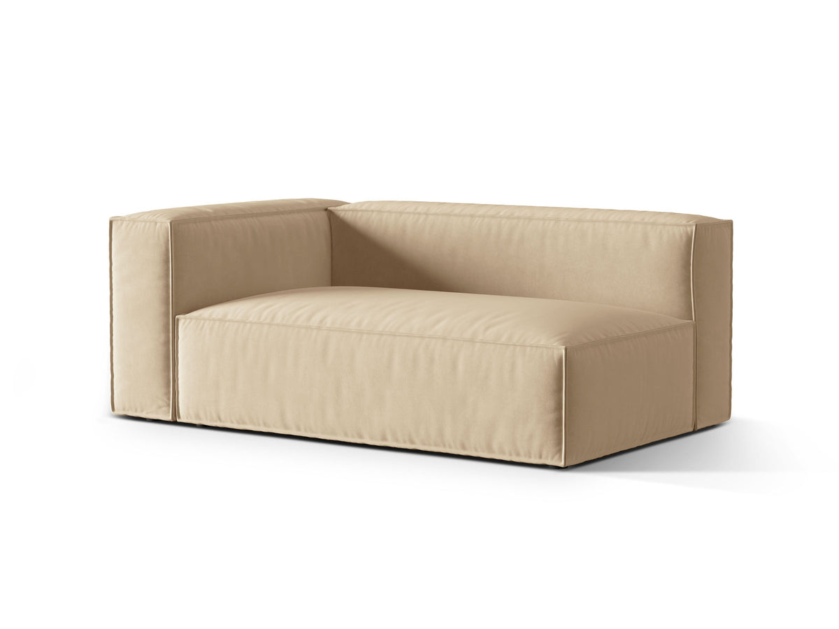 Nuria Velour links Modular Sofa 3 Sitzer in Nude-Paris präsentiert im Onlineshop von KAQTU Design AG. Modulares Sofa ist von Micadoni