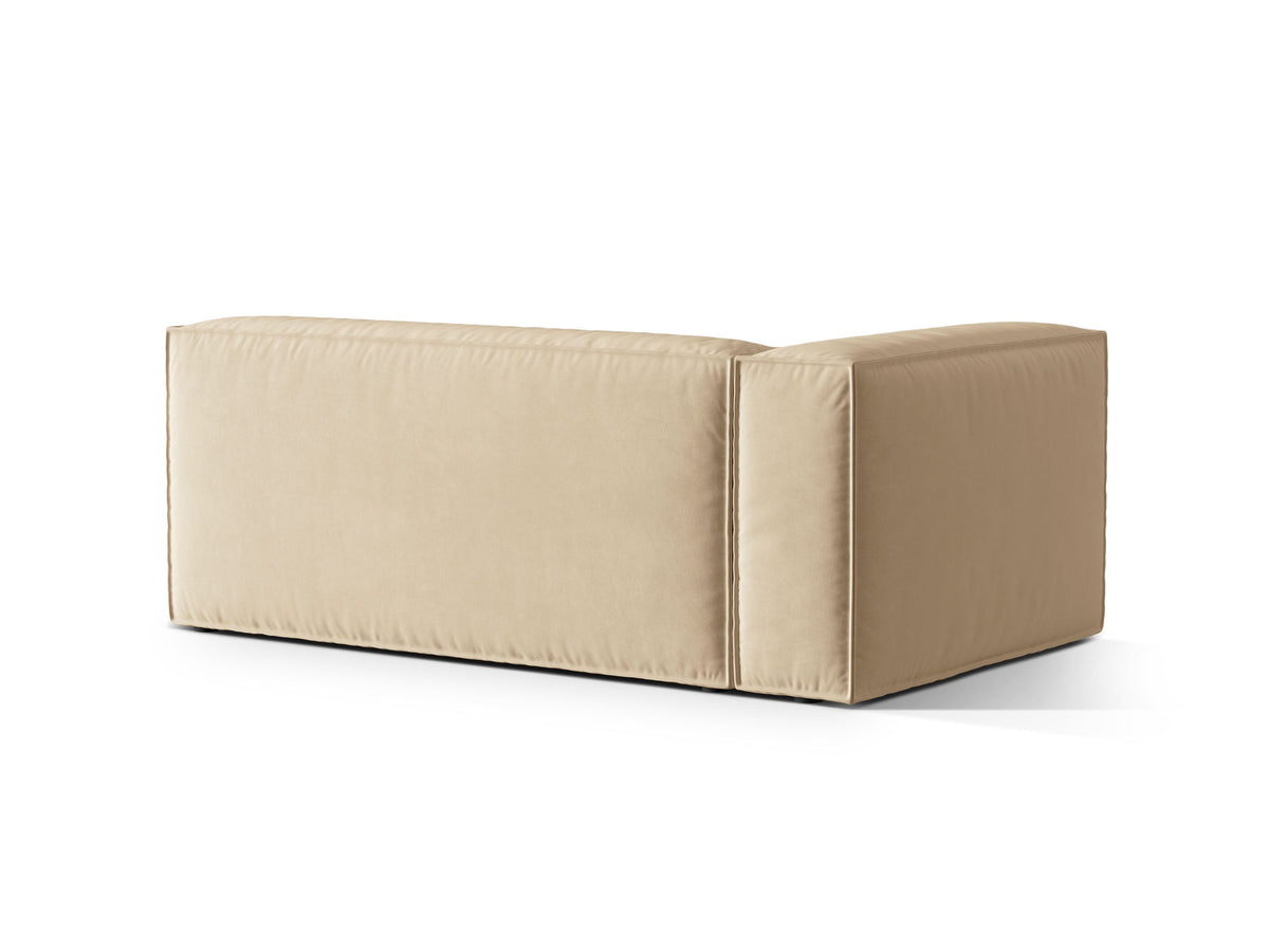 Nuria Velour links Modular Sofa 3 Sitzer in Nude-Paris präsentiert im Onlineshop von KAQTU Design AG. Modulares Sofa ist von Micadoni