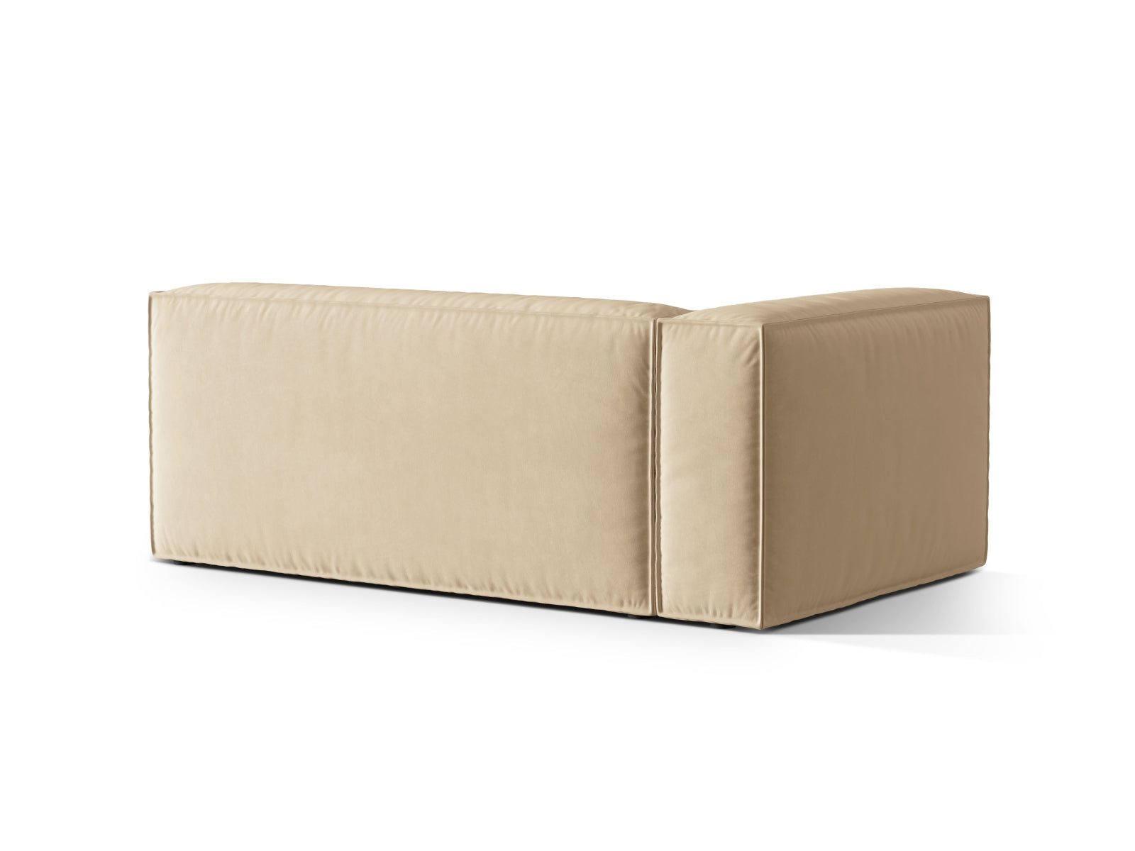 Stilvolles Nuria Velour 3-Sitzer Sofa in sanftem Nude-Paris, perfekt für moderne Wohnkonzepte. Flexibles, modulares Design von Micadoni.