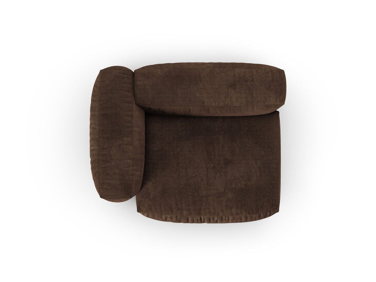 Produktfoto des modularen Sofas Martina Breiter Einzelsitz von Micadoni in Schokolade mit Veloursstoff-Bezug und schwarzen Kunststoffbeinen.