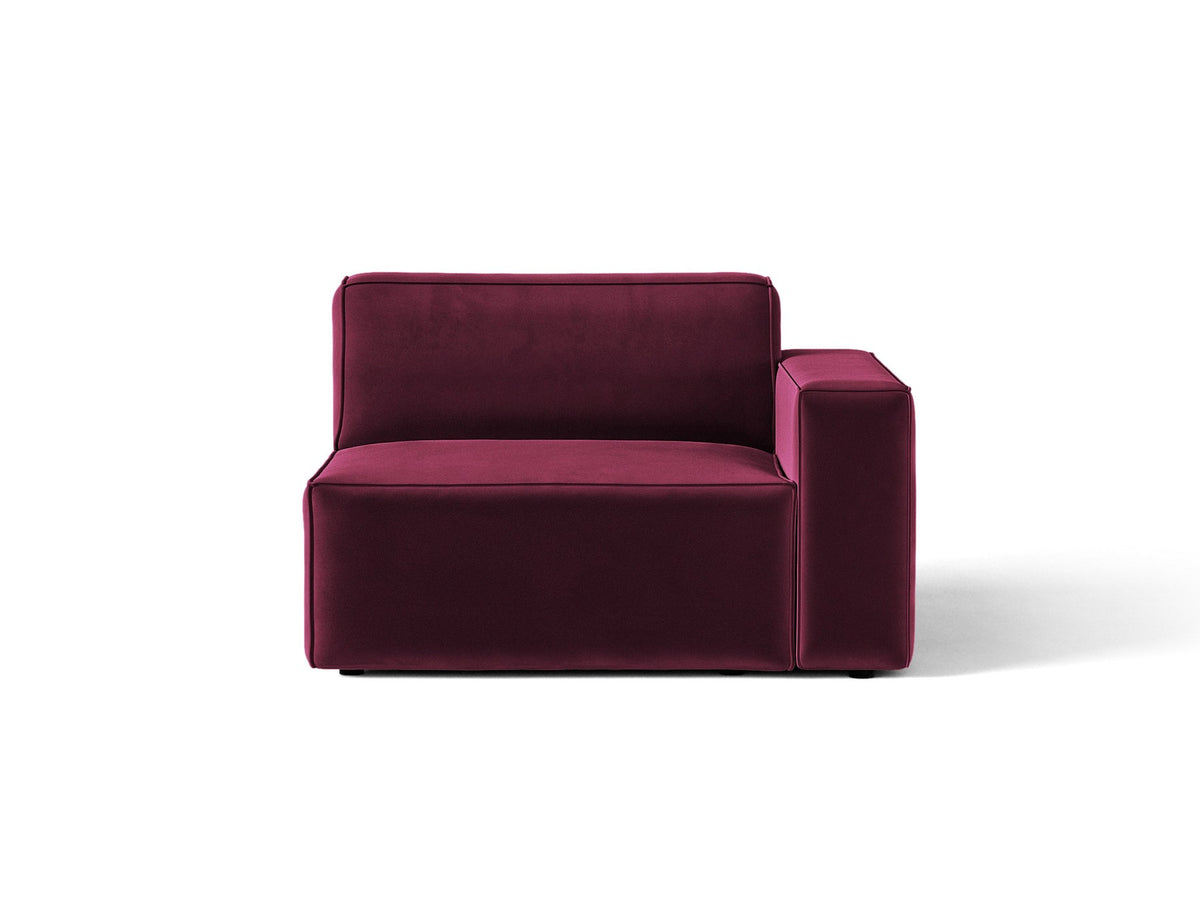 Modulares Sofa Jodie von Micadoni in leichtem Beige mit Venus-Samtstoff, schwarzen Kunststoffbeinen und rechtsseitiger Ausrichtung.