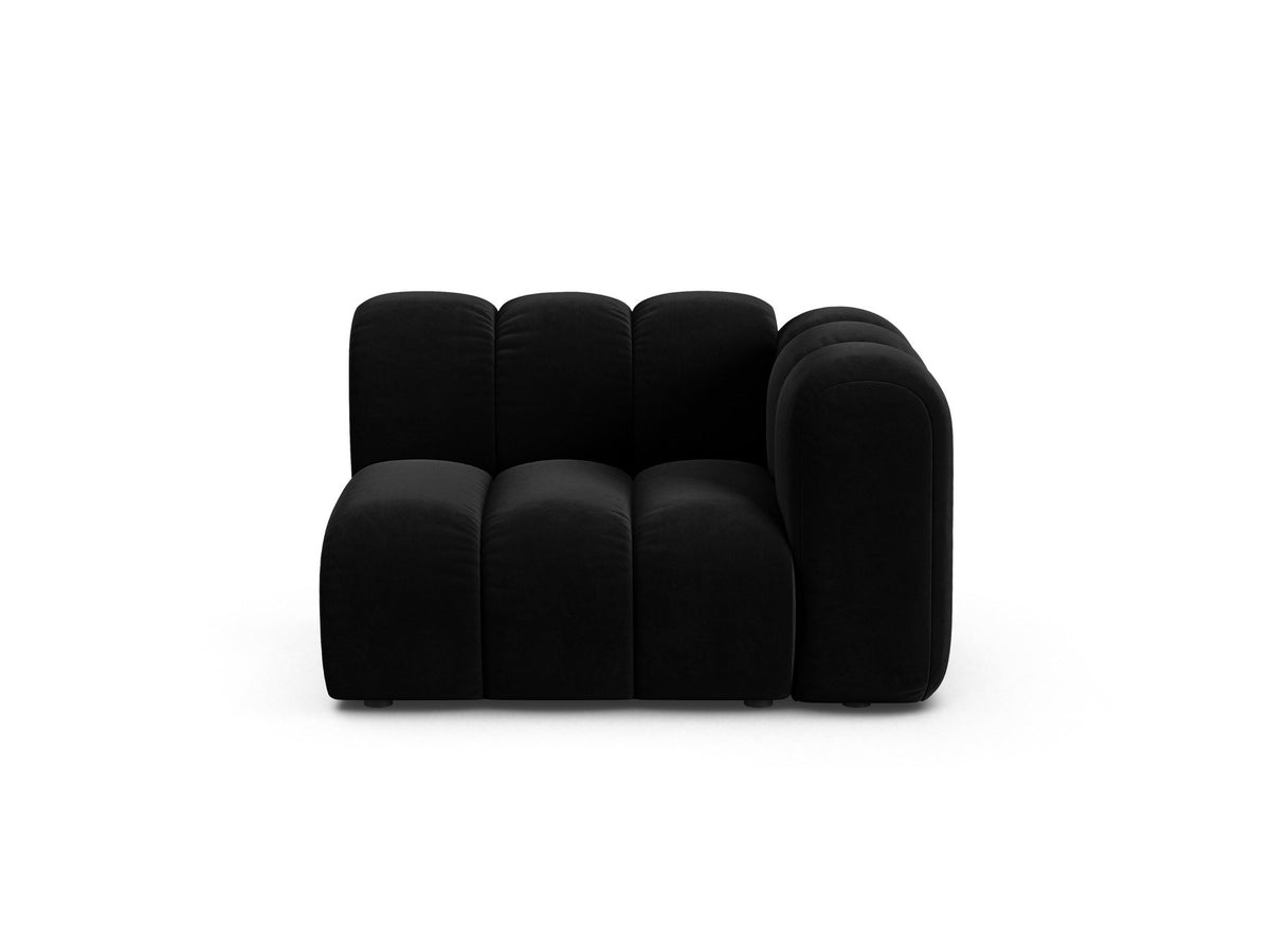 Produktfoto des Lupine Einsitzers von Micadoni: modulares Sofa mit beigem Venus-Stoffbezug und schwarzen Kunststoffbeinen.