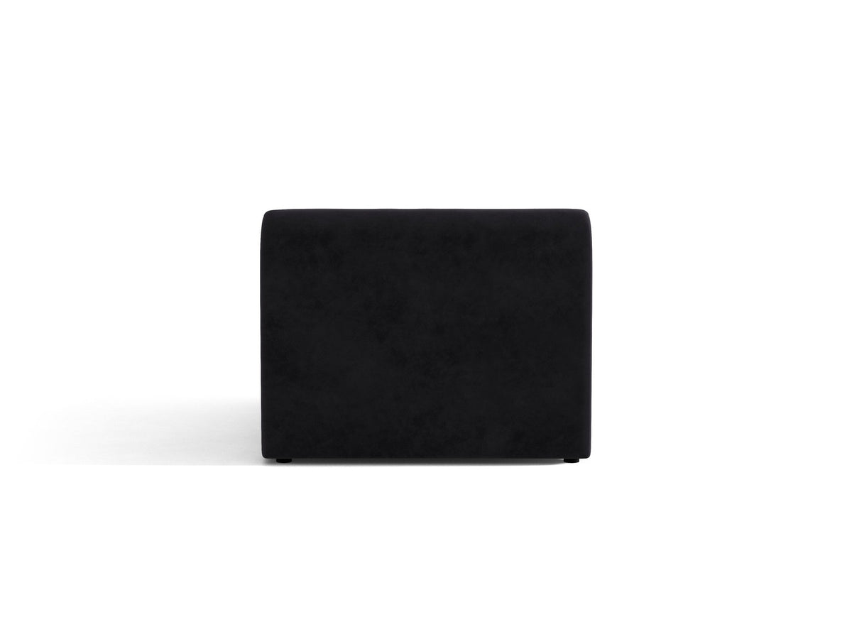 Einsitzer-Modul des Miley Sofas von Micadoni in Dunkelbeige, bezogen mit samtartigem Bluvel-Stoff, mit schwarzen Kunststofffüssen.