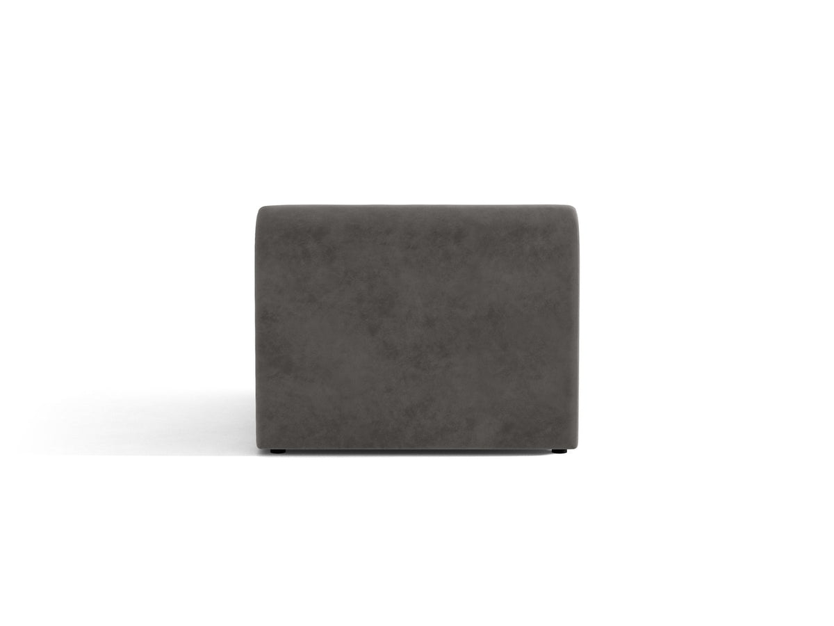 Einsitzer-Modul des Miley Sofas von Micadoni in Dunkelbeige, bezogen mit samtartigem Bluvel-Stoff, mit schwarzen Kunststofffüssen.