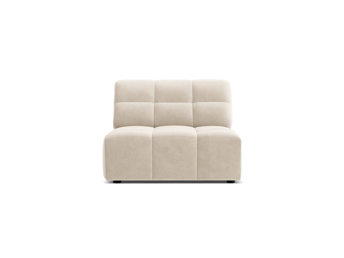 Armloses Sofamodul Jennifer von Micadoni in leichtem Beige, Chenillestoff mit 3D-Struktur, schwarze Kunststoffbeine, Frontalansicht.