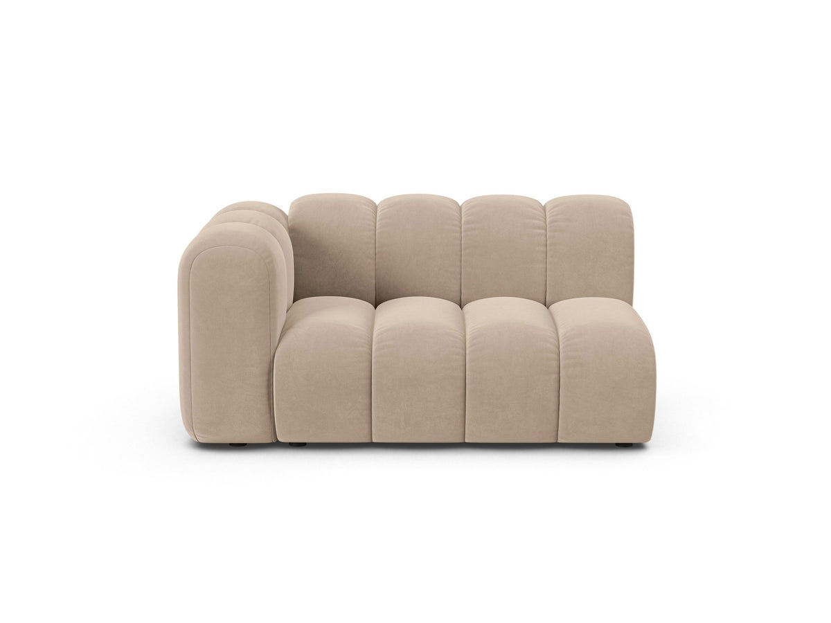 Zweisitzer-Sofamodul Lupine von Micadoni in leichtem Beige, Samtstoff Venus, mit schwarzen Kunststoffbeinen, linke Ausrichtung, modulares Design.