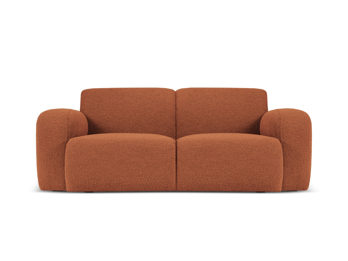 Molino Boucle Sofa 2 Sitzer in Terracotta-Baloo präsentiert im Onlineshop von KAQTU Design AG. 3er Sofa ist von Micadoni