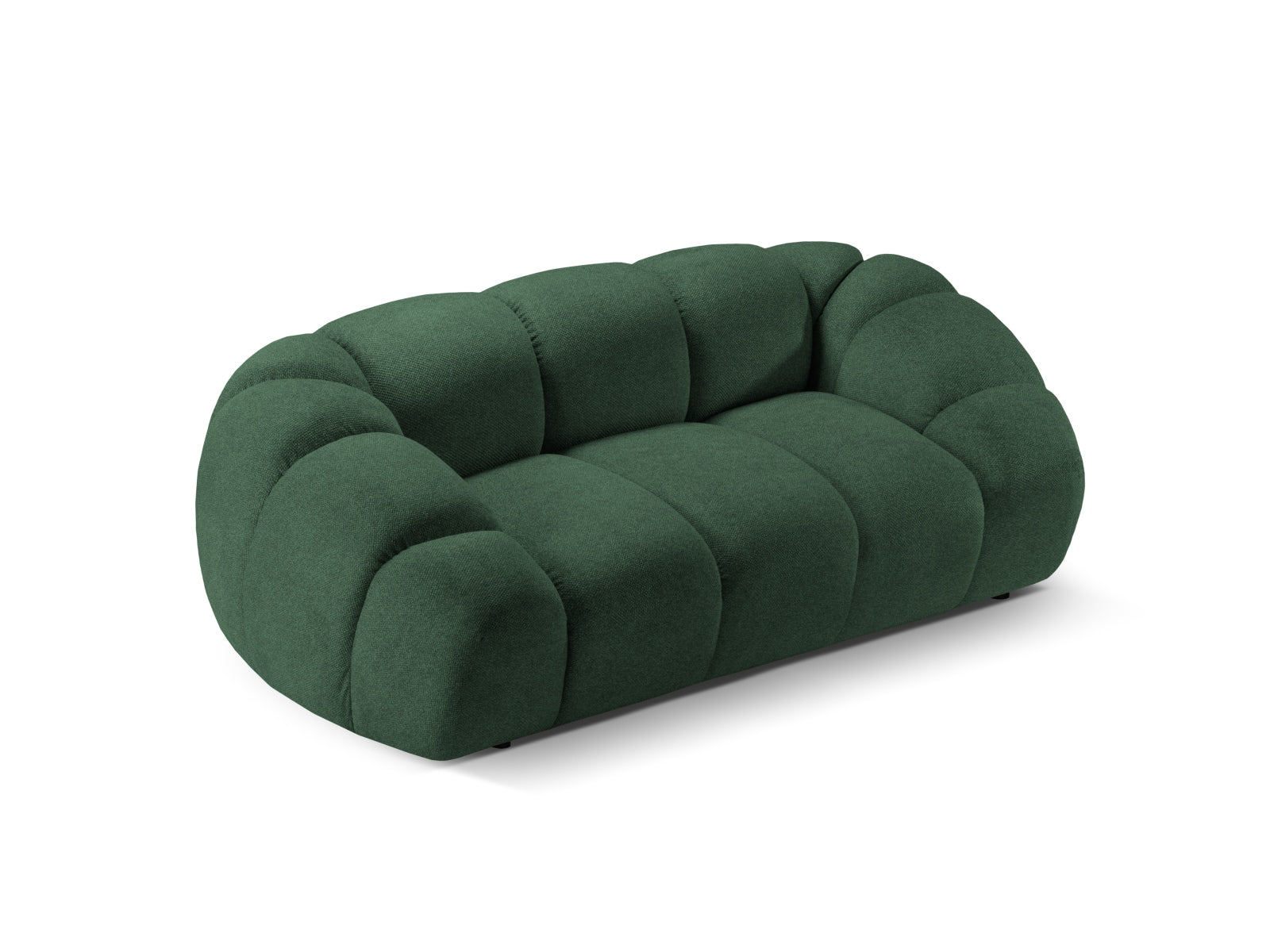 Elegantes 2-Sitzer Sofa Diana in sanftem Grün, ideal für stilvolle Wohnräume. Komfort und Qualität vereint von Micadoni.