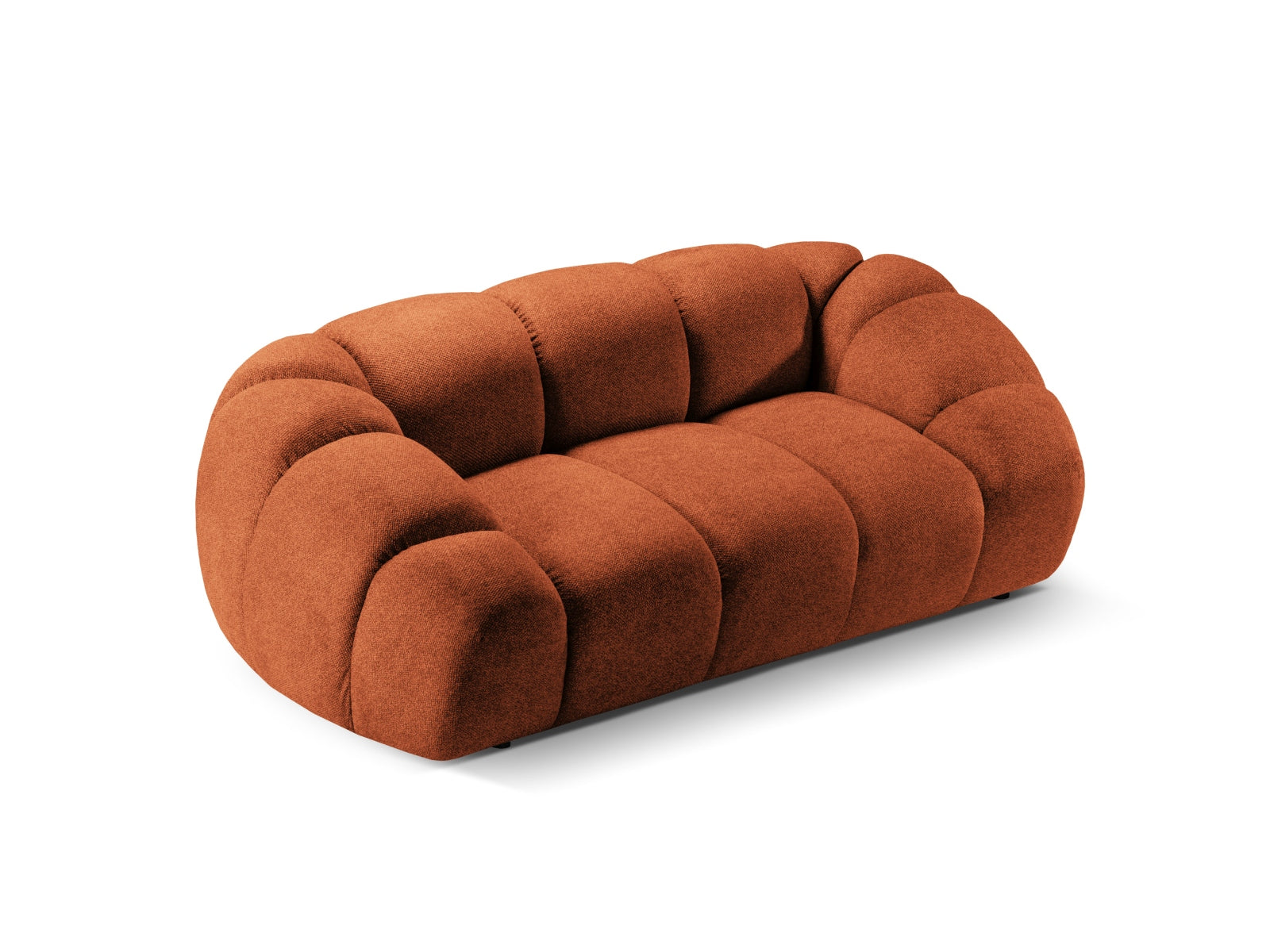 Elegantes 2-Sitzer Sofa Diana in warmem Terracotta, ideal für stilvolle Wohnräume und gemütliche Abende mit Freunden.