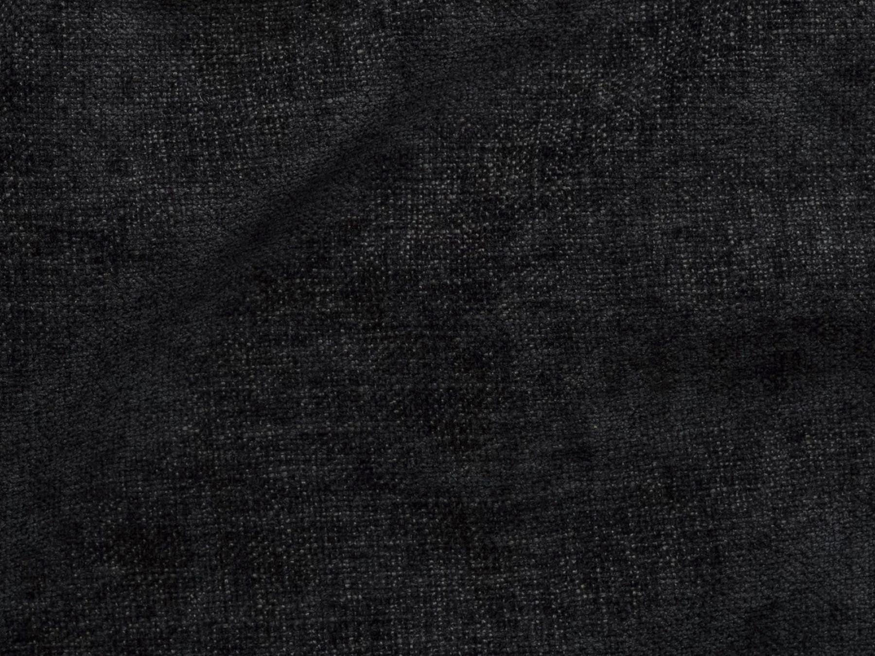 Stylisches 2-Sitzer Sofa Nuria in klassischem Schwarz, perfekt für gemütliche Abende und stilvolle Einrichtung in jedem Zuhause.