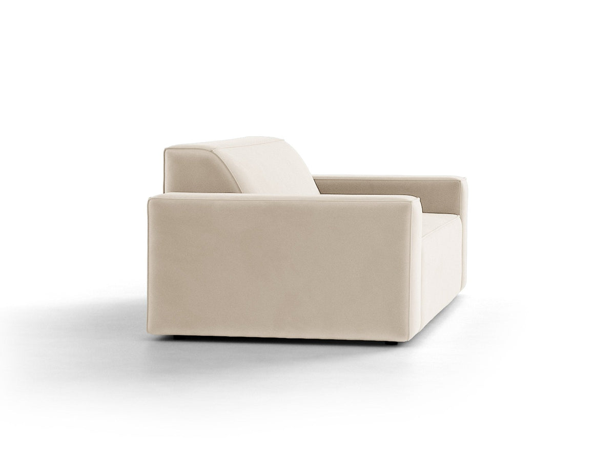 Zweisitzer-Sofa Jodie von Micadoni mit beigem Samtbezug, schwarzen Kunststoffbeinen und gepolsterter Rückenlehne, Frontalansicht.