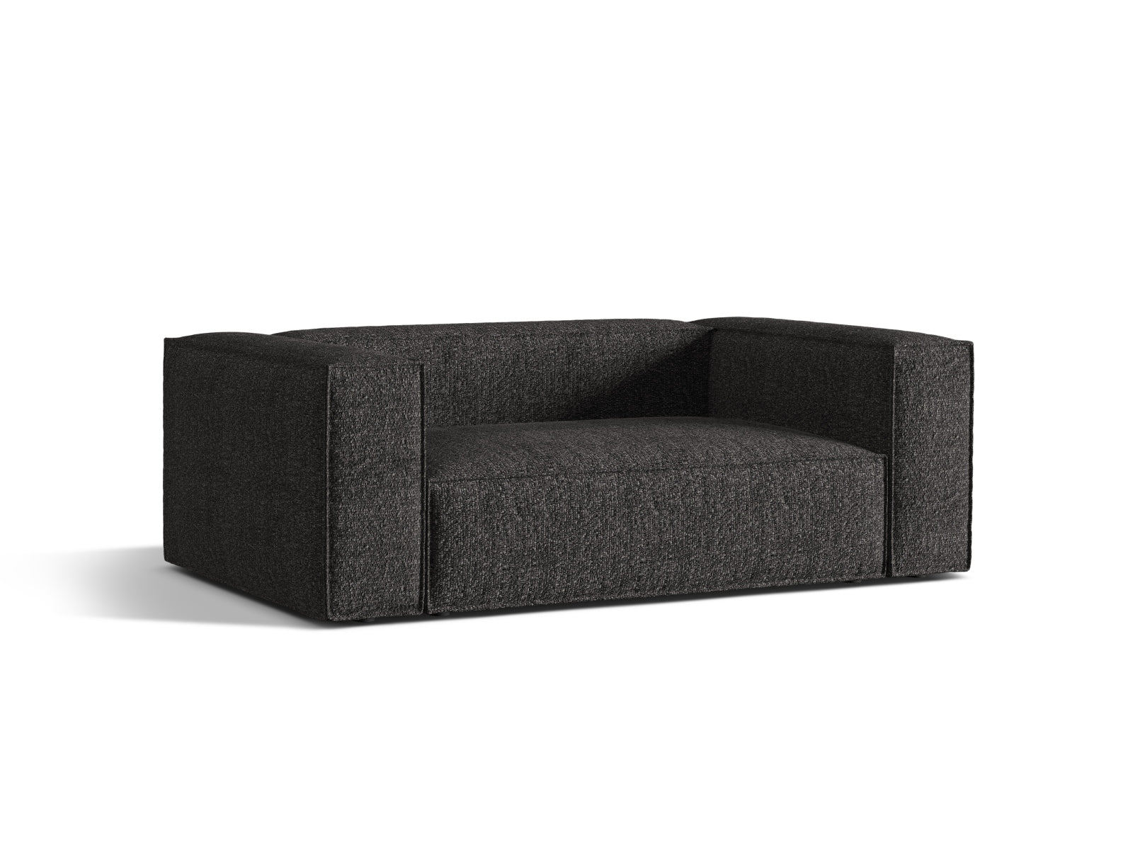 Entdecken Sie das Nuria 2-Sitzer Sofa von Micadoni – ideal für kompakte Wohnräume. Stilvolles Design und exzellenter Komfort vereinen sich hier!