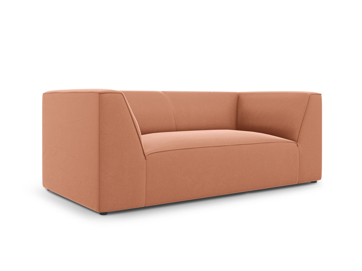 Ruby Velour Sofa 2 Sitzer in Pink-Salvador präsentiert im Onlineshop von KAQTU Design AG. 2er Sofa ist von Micadoni
