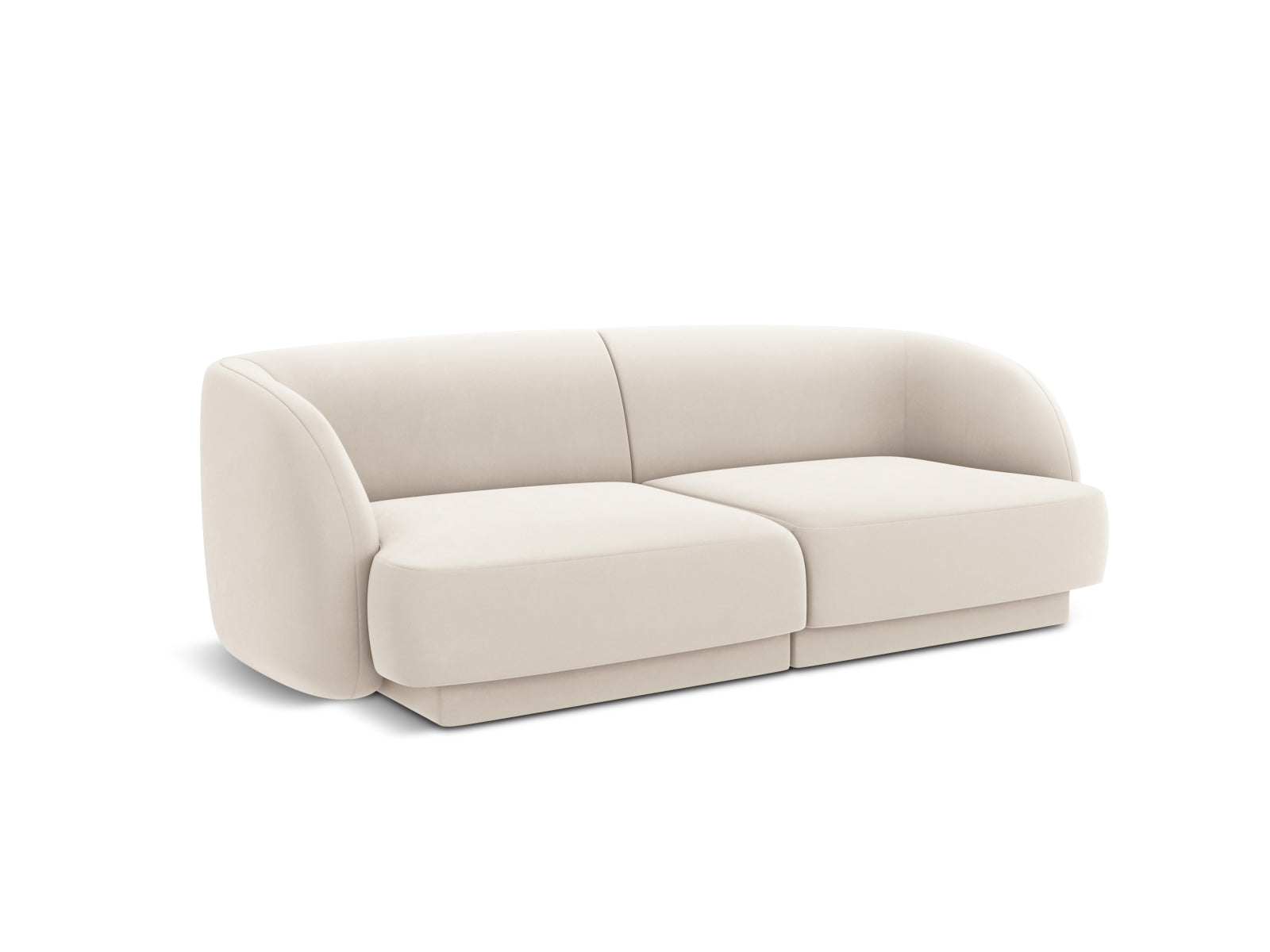 Bequemes 2-Sitzer Sofa aus Velours in zartem Beige, perfekt für moderne Wohnzimmer und entspannte Stunden zu zweit.