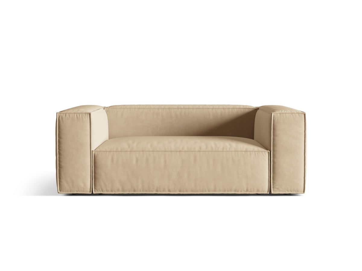 Nuria Velour Sofa 2 Sitzer in Nude-Paris präsentiert im Onlineshop von KAQTU Design AG. 2er Sofa ist von Micadoni