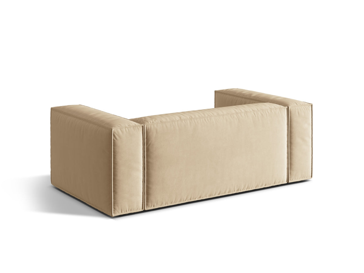 Nuria Velour Sofa 2 Sitzer in Nude-Paris präsentiert im Onlineshop von KAQTU Design AG. 2er Sofa ist von Micadoni