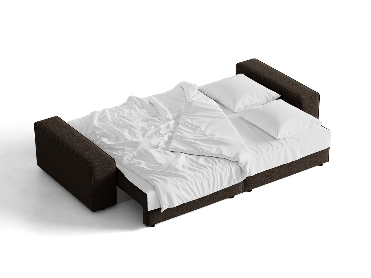 Braunes 3er Sofa Jodie von Micadoni mit Stoffbezug, schwarzen Kunststoffbeinen, ausklappbarer Bettfunktion und integriertem Stauraum im Sitzbereich.