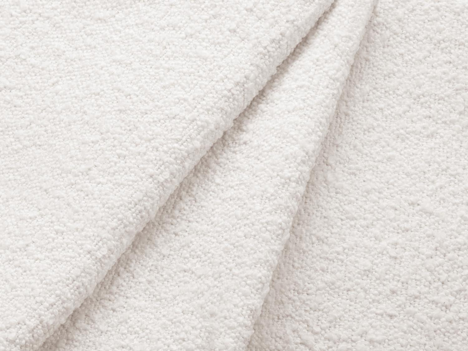 Stilvolles hellbeiges Boucle Sofa von Micadoni, das als komfortables Bett dient und praktischen Stauraum für Ihre Bedürfnisse bietet.