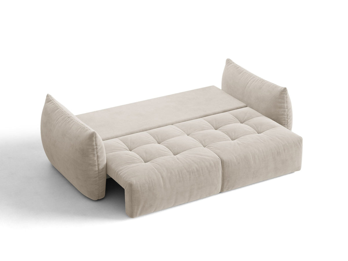 Beiges 3er Sofa Bloom von Micadoni aus samtigem Casino-Stoff mit schwarzen Kunststoffbeinen, ausklappbarer Bettfunktion und Stauraumfach.