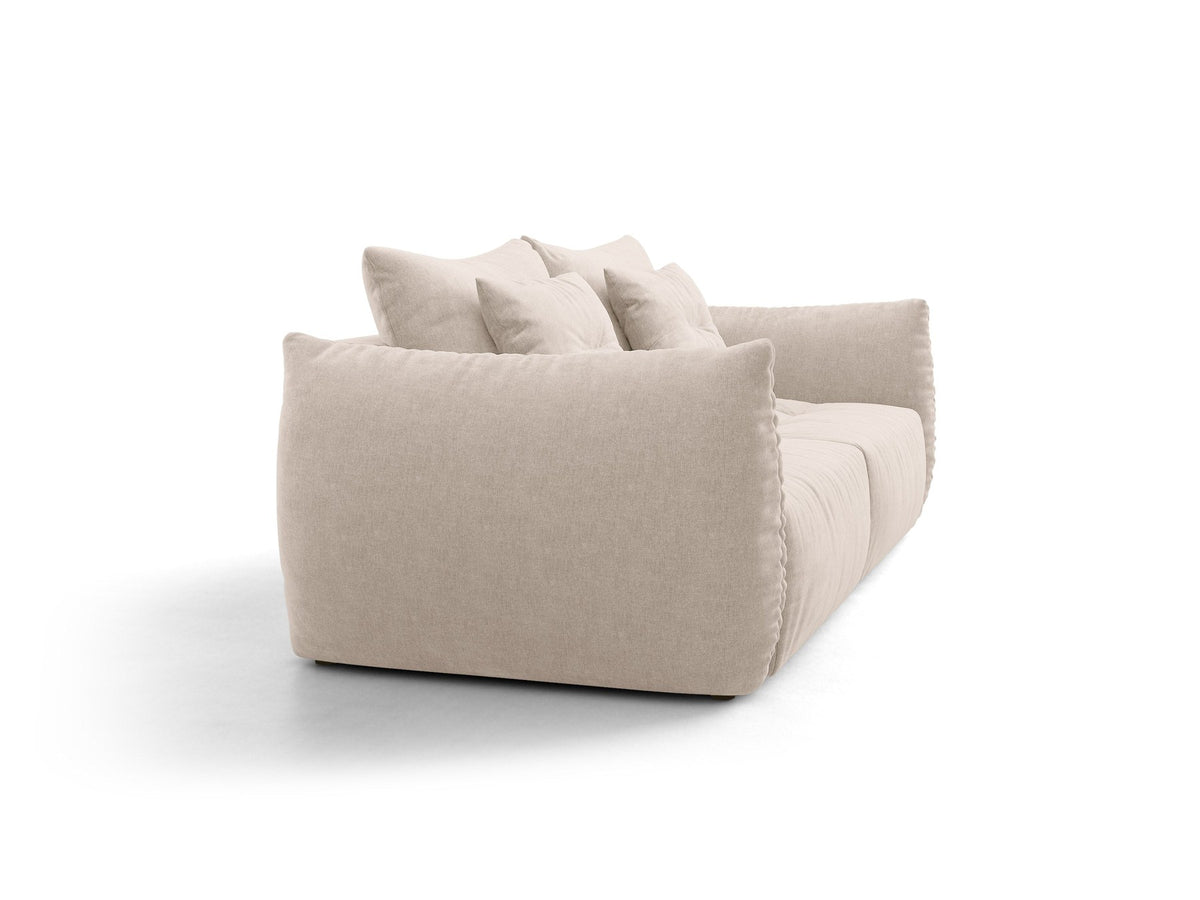 Beiges 3er Sofa Bloom von Micadoni aus samtigem Casino-Stoff mit schwarzen Kunststoffbeinen, ausklappbarer Bettfunktion und Stauraumfach.