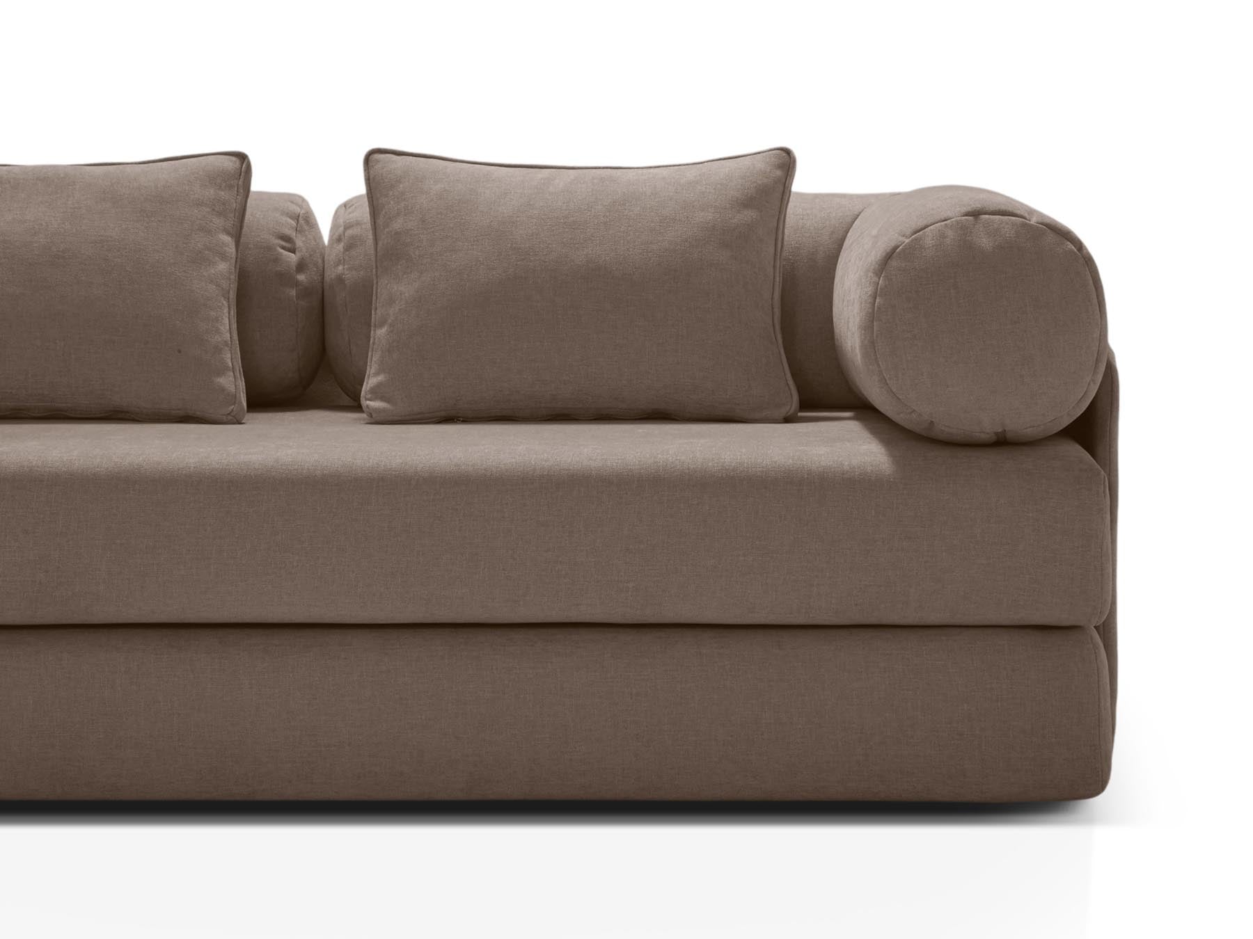 Elegantes 3-Sitzer Sofa Dreamy in Cappuccino-Liberty, ideal für stilvolle Wohnräume und als komfortables Schlafsofa für Übernachtungen.