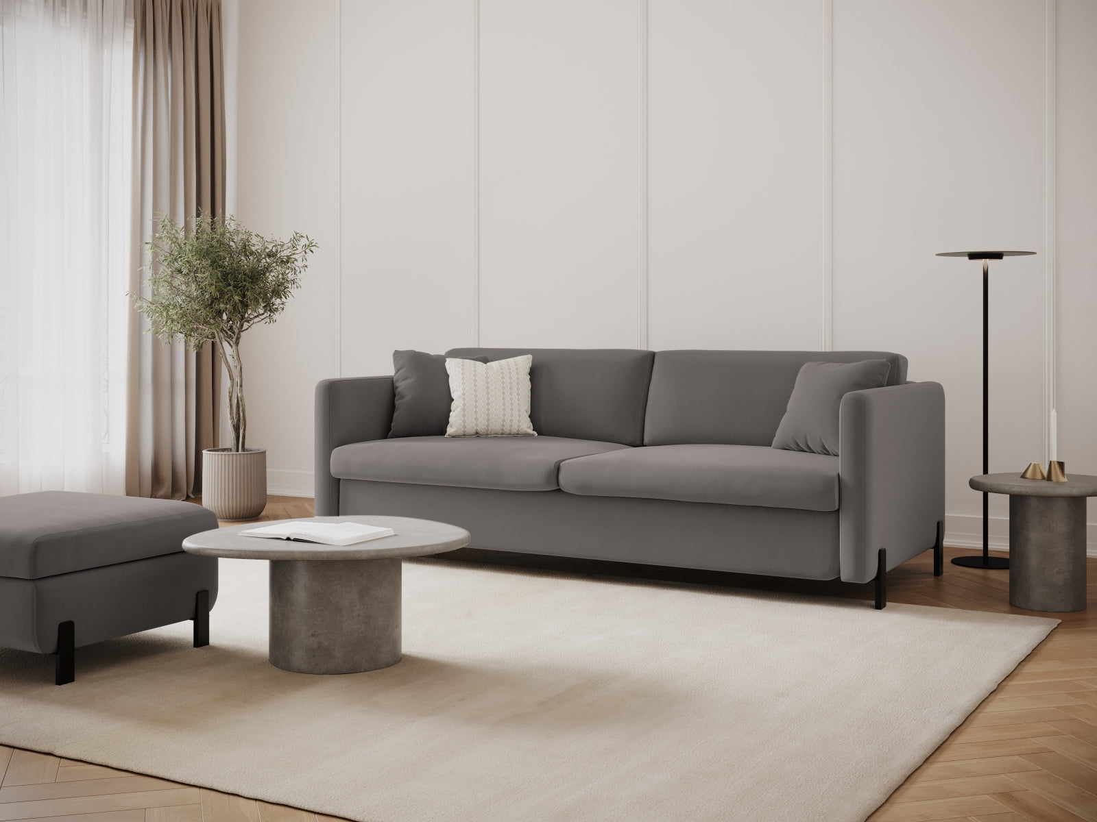Entdecken Sie das Gloria Velour Sofa mit Schlaffunktion von Micadoni – ein stilvolles 3-Sitzer Sofa, das Komfort und Funktionalität vereint.