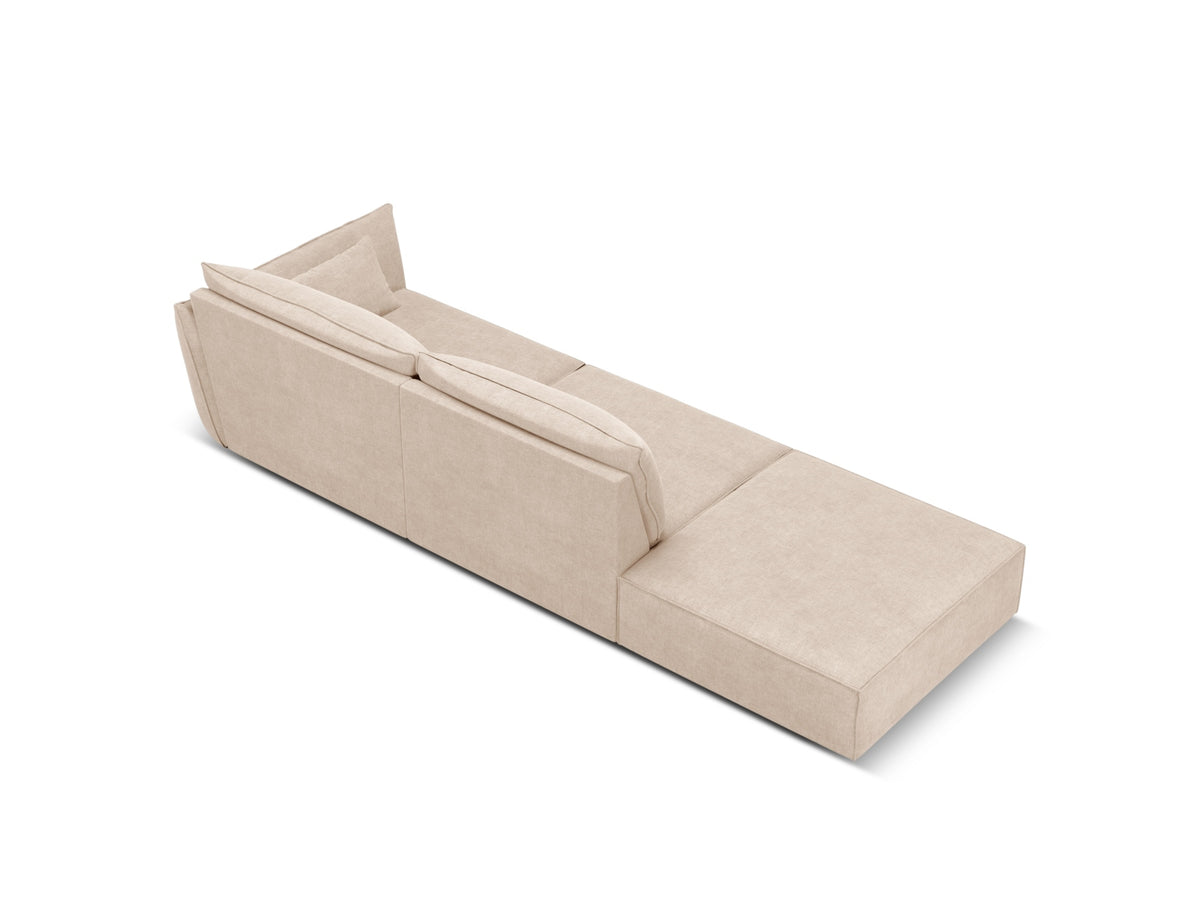 Kaelle Sofa links 4 Sitzer in Beige-Over The Horizon präsentiert im Onlineshop von KAQTU Design AG. L-Sofa links ist von Micadoni