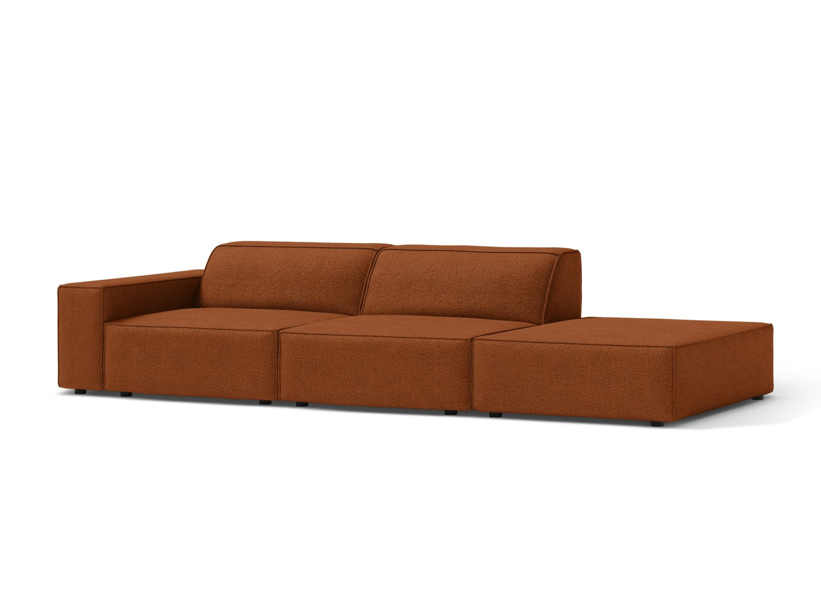 Elegantes Jodie Boucle Sofa in Terracotta, offenes Design, 3-Sitzer, ideal für moderne Wohnräume, erhältlich bei KAQTU Design AG.