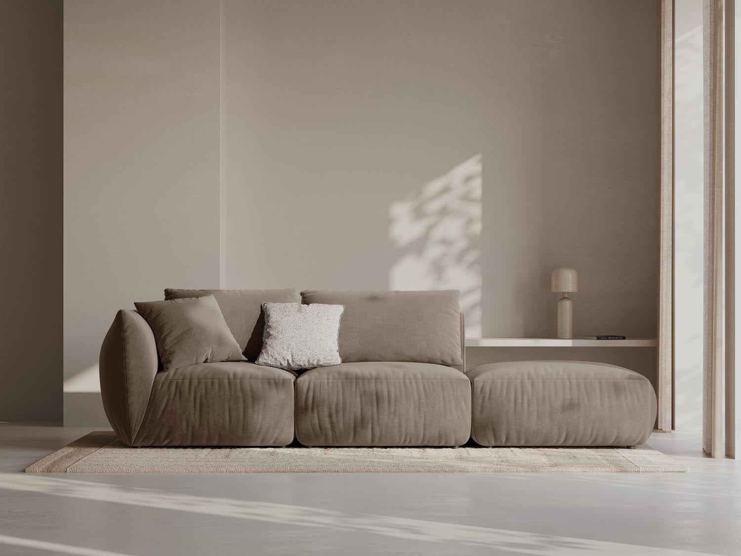 Entdecken Sie das elegante Chris Velour Modular Sofa rechts 3-Sitzer von Micadoni – ideal für zeitgemässe Wohnräume und höchsten Sitzkomfort!