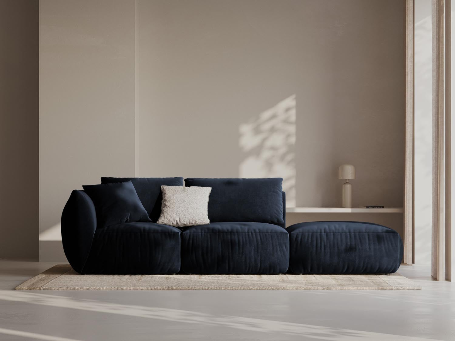 Entdecken Sie das elegante Chris Velour Modular Sofa rechts 3-Sitzer von Micadoni – ideal für zeitgemässe Wohnräume und höchsten Sitzkomfort!