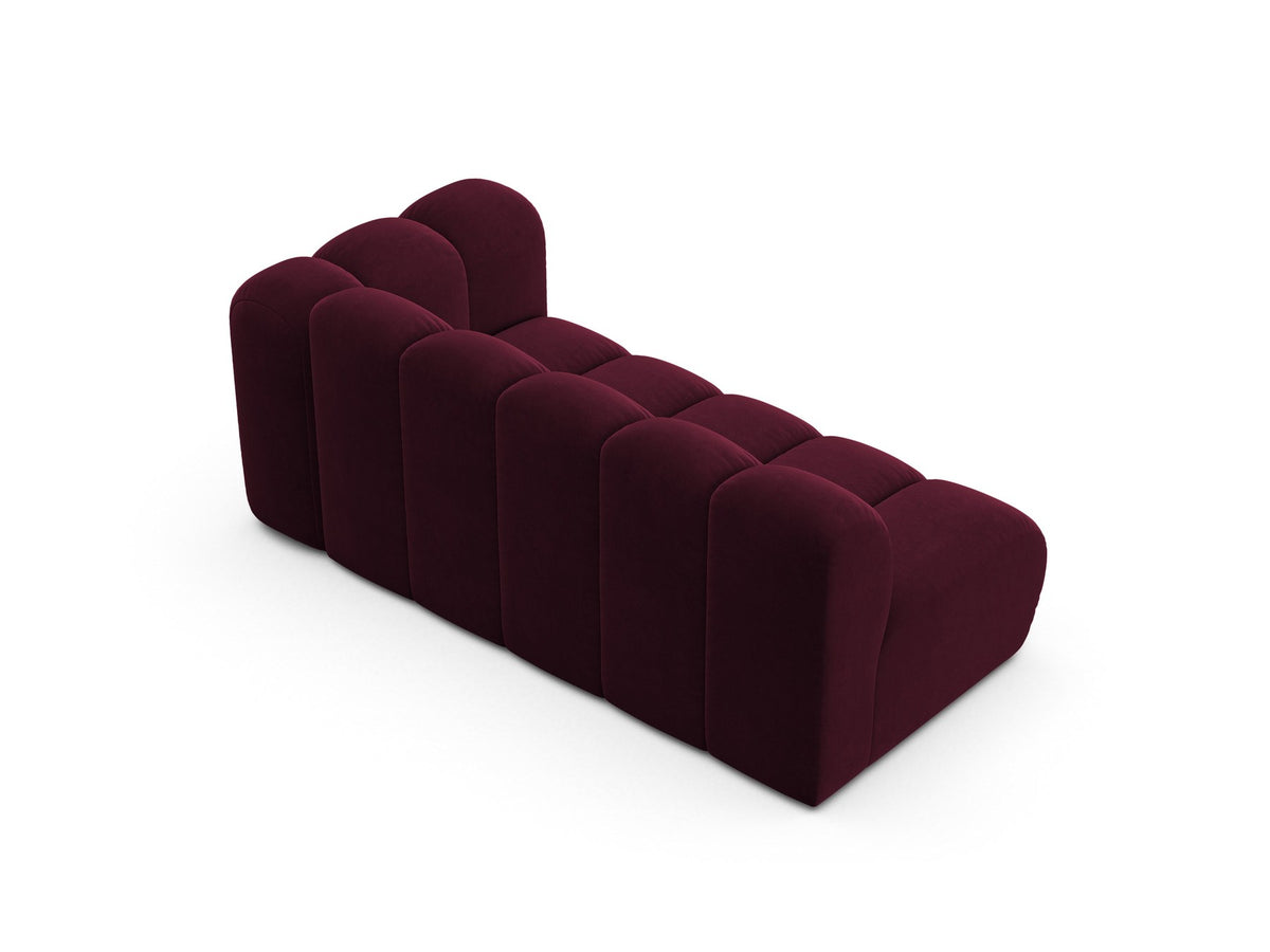 Lupine Dreisitzer von Micadoni, modulares Sofa in leichtem Beige mit Venus Samtstoff, schwarzen Kunststoffbeinen und rechter Ausrichtung.