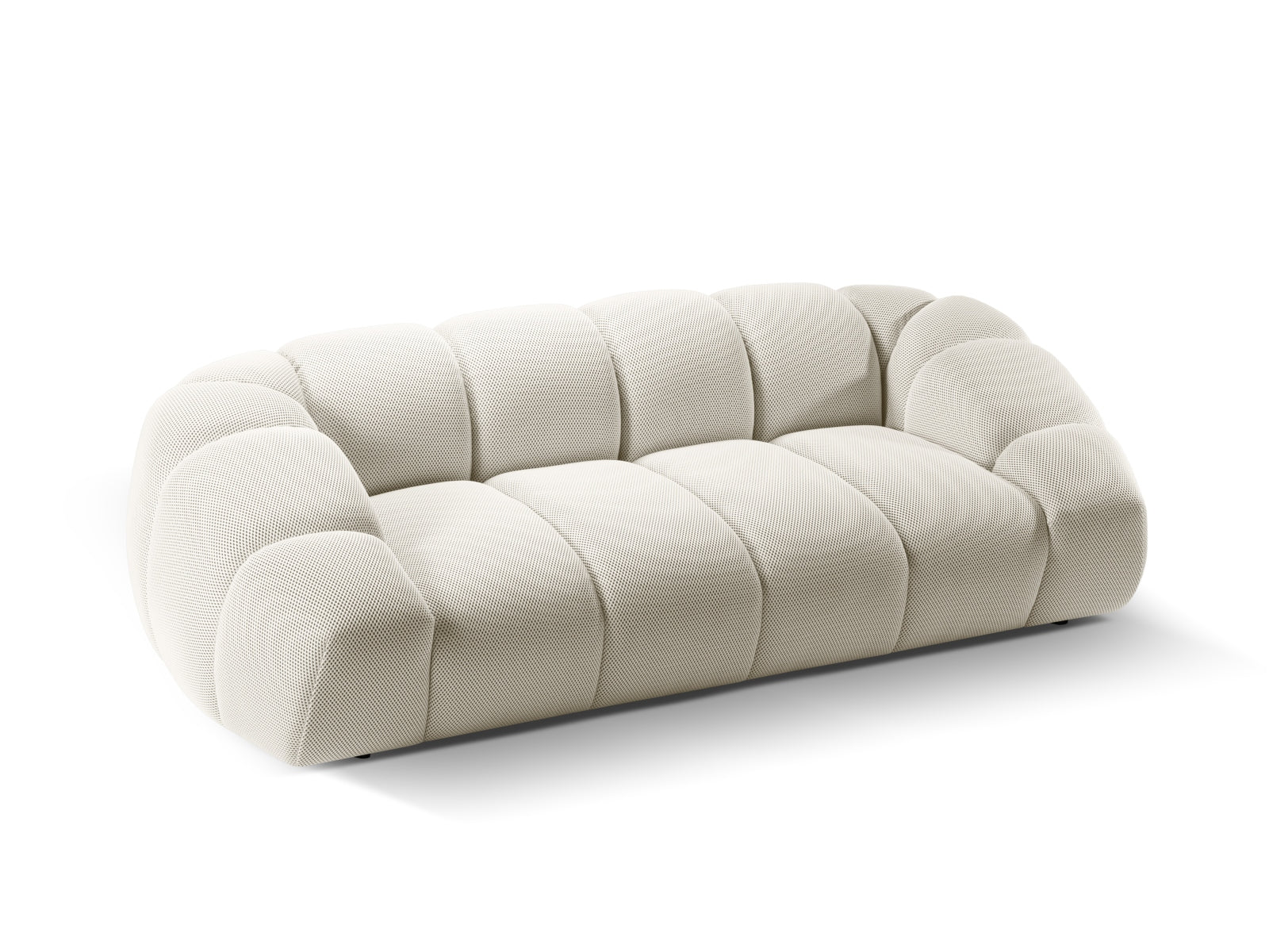 Elegantes 3-Sitzer Sofa "Diana" in sanftem Beige, ideal für stilvolle Wohnräume. Bequem und modern, gefertigt von Micadoni.