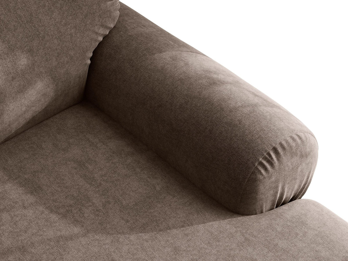 3er Sofa Ophelia von Micadoni in Beige mit Liberty Stoffbezug, niedriger Rückenlehne und schwarzen Kunststoffbeinen, modulare Bauweise sichtbar.