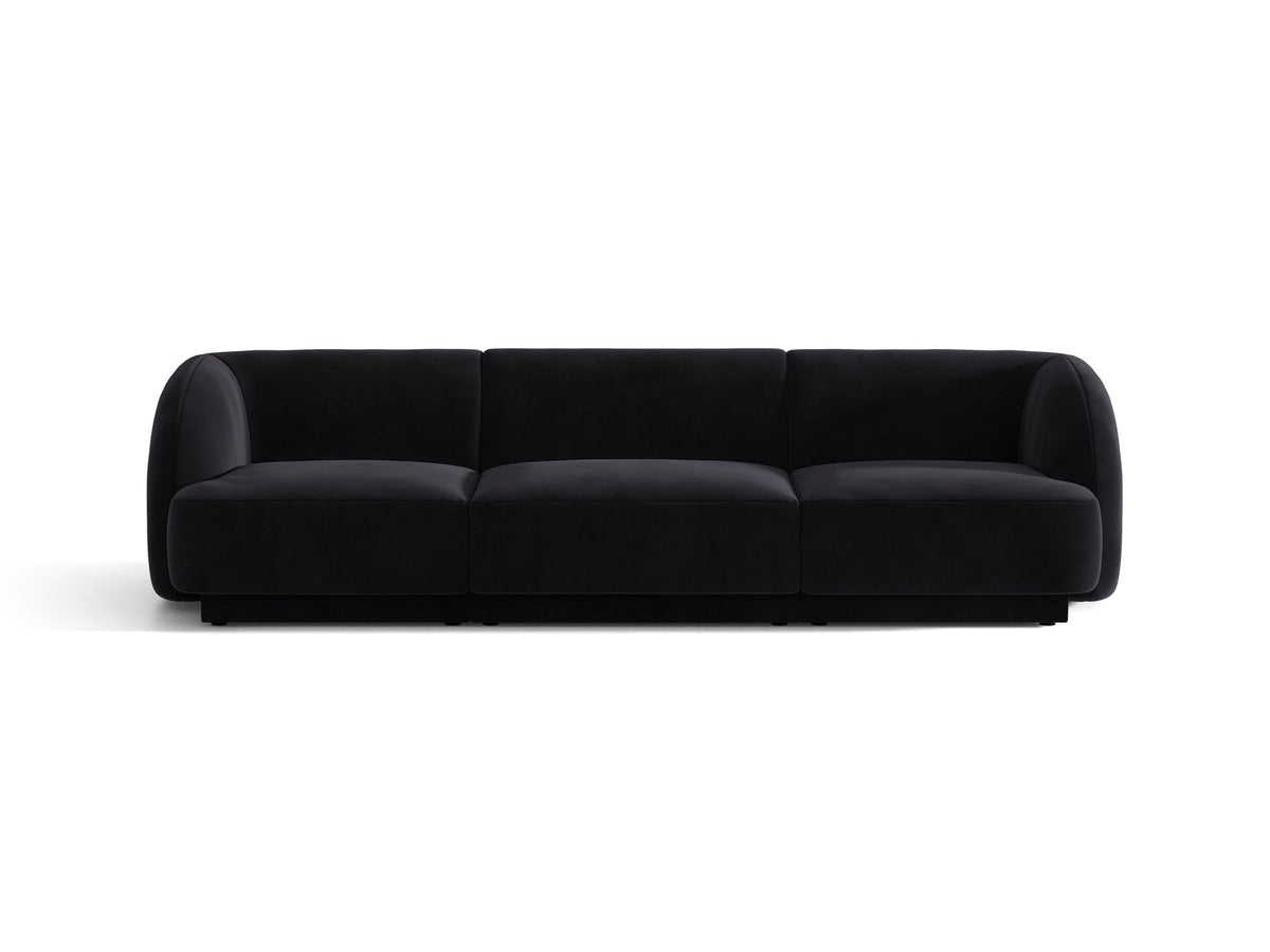 Dunkelbeiges 3er Sofa Miley von Micadoni mit Bluvel-Stoffbezug, schwarzen Kunststoffbeinen und gepolsterter Rückenlehne, Frontalansicht.