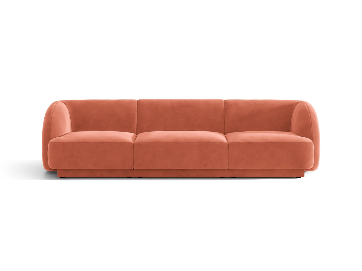 Dunkelbeiges 3er Sofa Miley von Micadoni mit Bluvel-Stoffbezug, schwarzen Kunststoffbeinen und gepolsterter Rückenlehne, Frontalansicht.